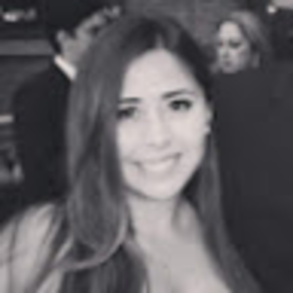 Meet your Posher, Sandra - Picture 1 of 1